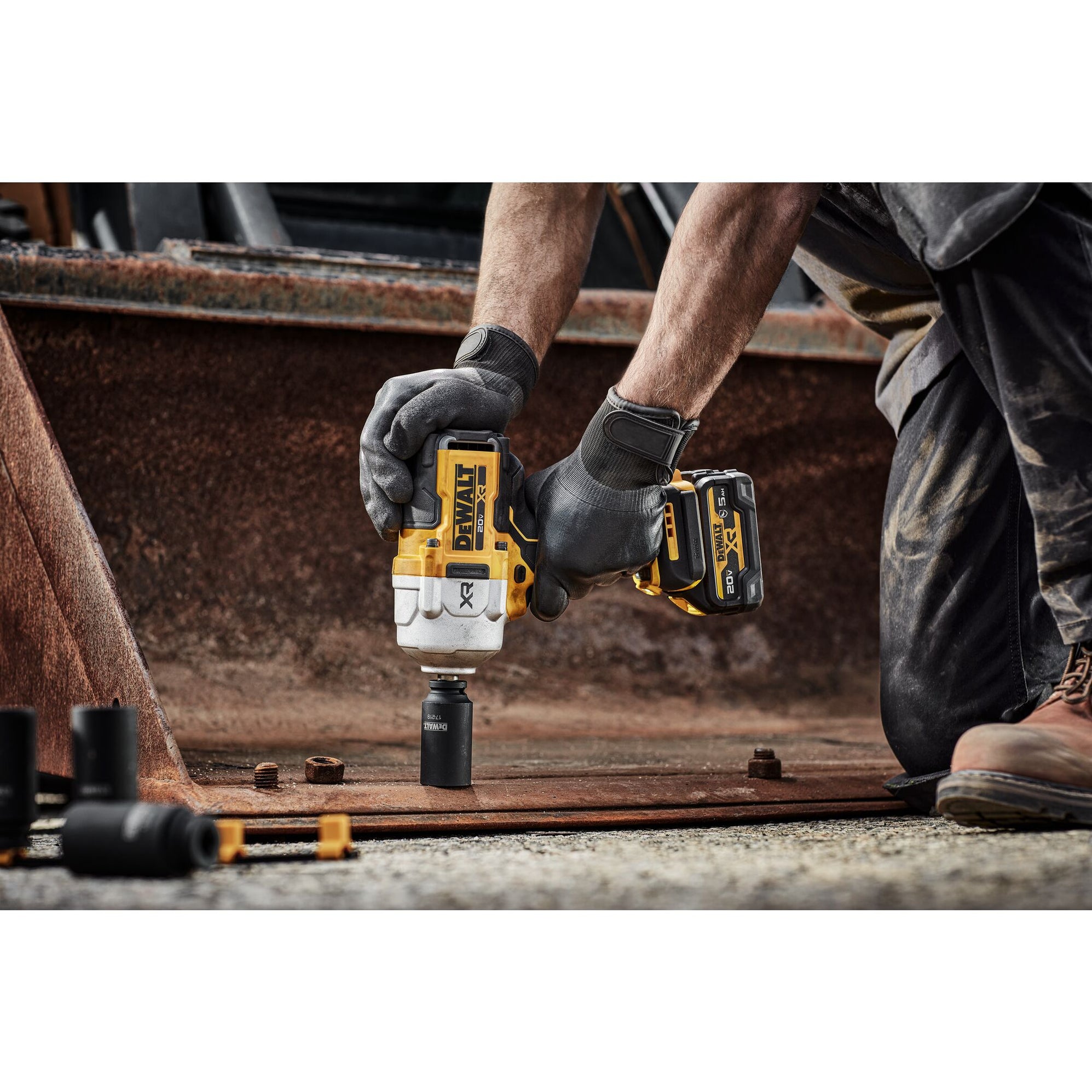 DeWalt DCF961B 20V Max Brushless 1/2